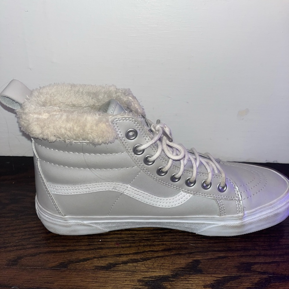 VANS hightops with fur trim